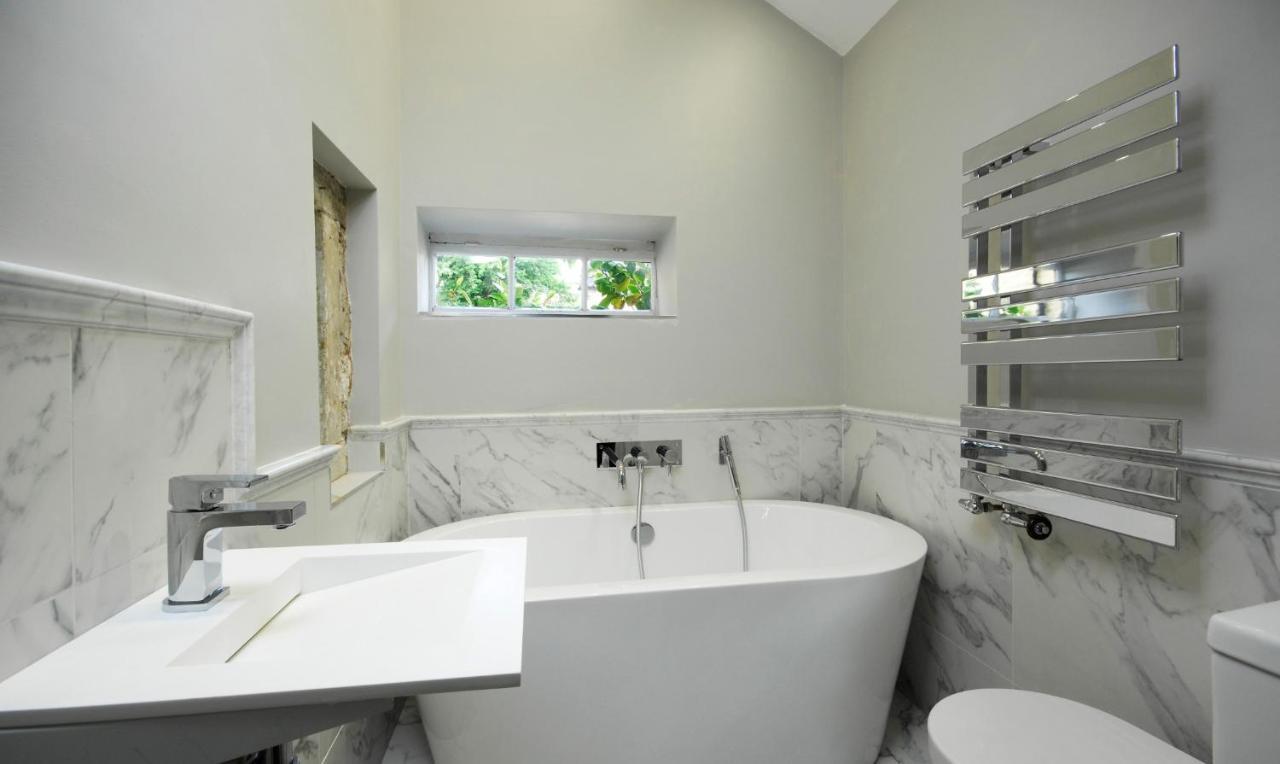 Topside House - Beautiful 7 Bedroom House With Hottub Wifi And Parking Near Bath Wells Frome Oakhill Exterior photo